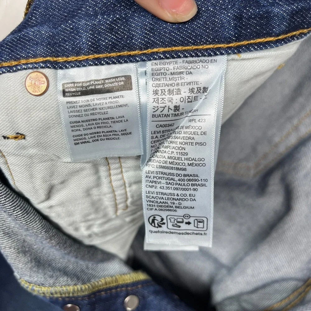 Levi's 501 Original Jeans Men's Blue Denim Relaxed Straight Button Fly - 42X29.5
